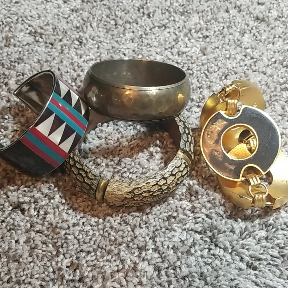 Bracelet Lot